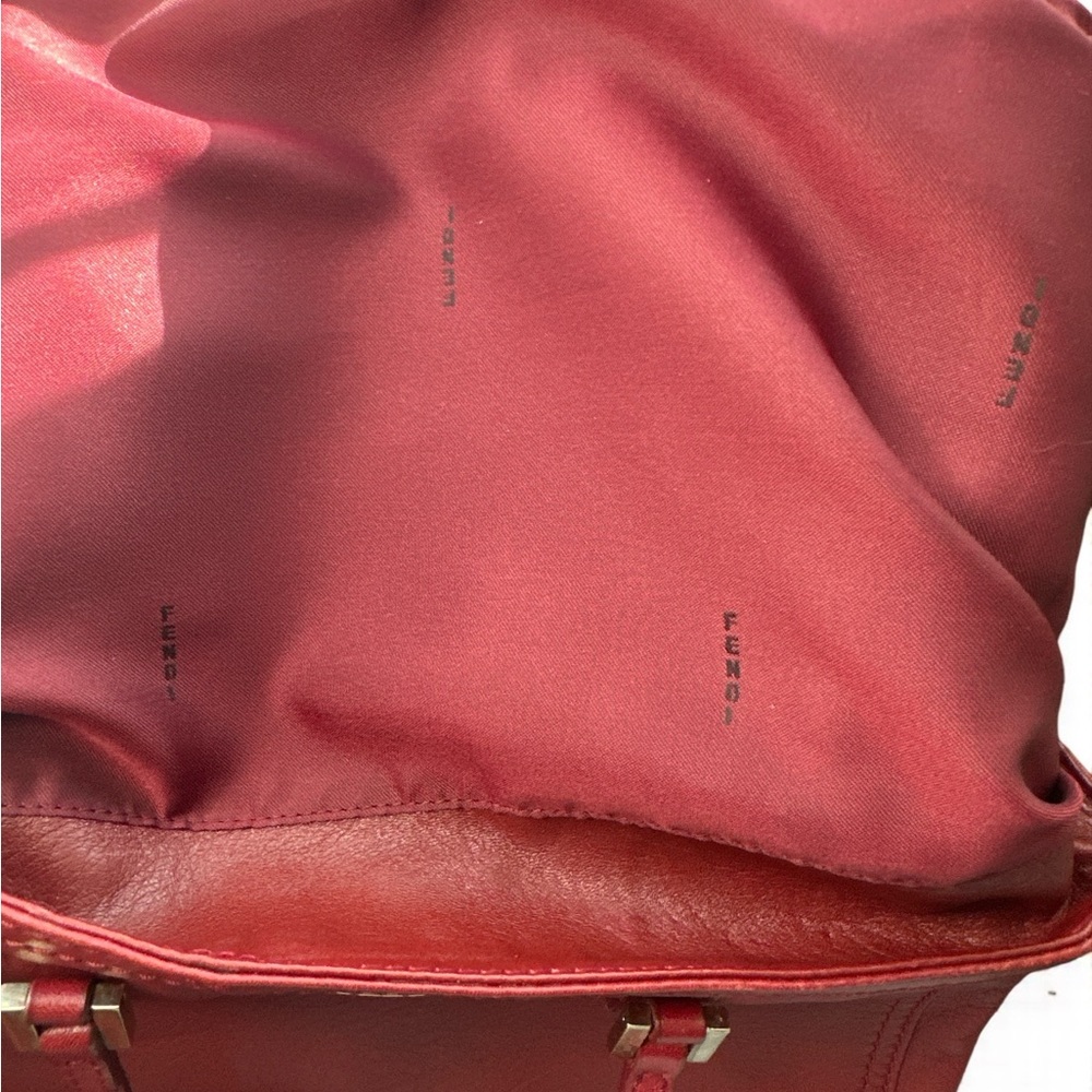 Elegant Red Leather Tote Bag - Picture 11 of 12